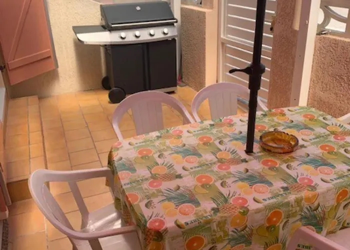 House T3 For 6 People