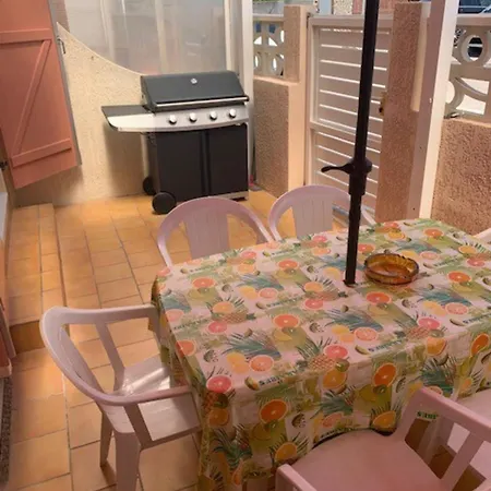 House T3 For 6 People * Frontignan